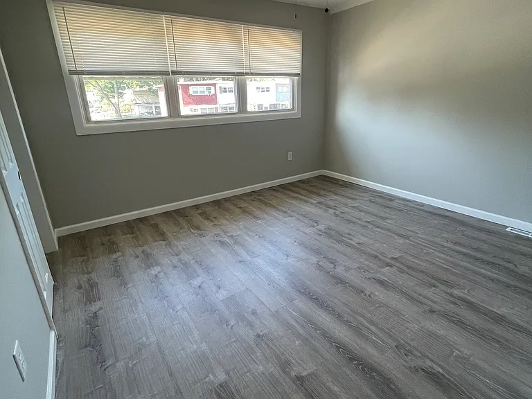 31 Rose Ln — Photo 9