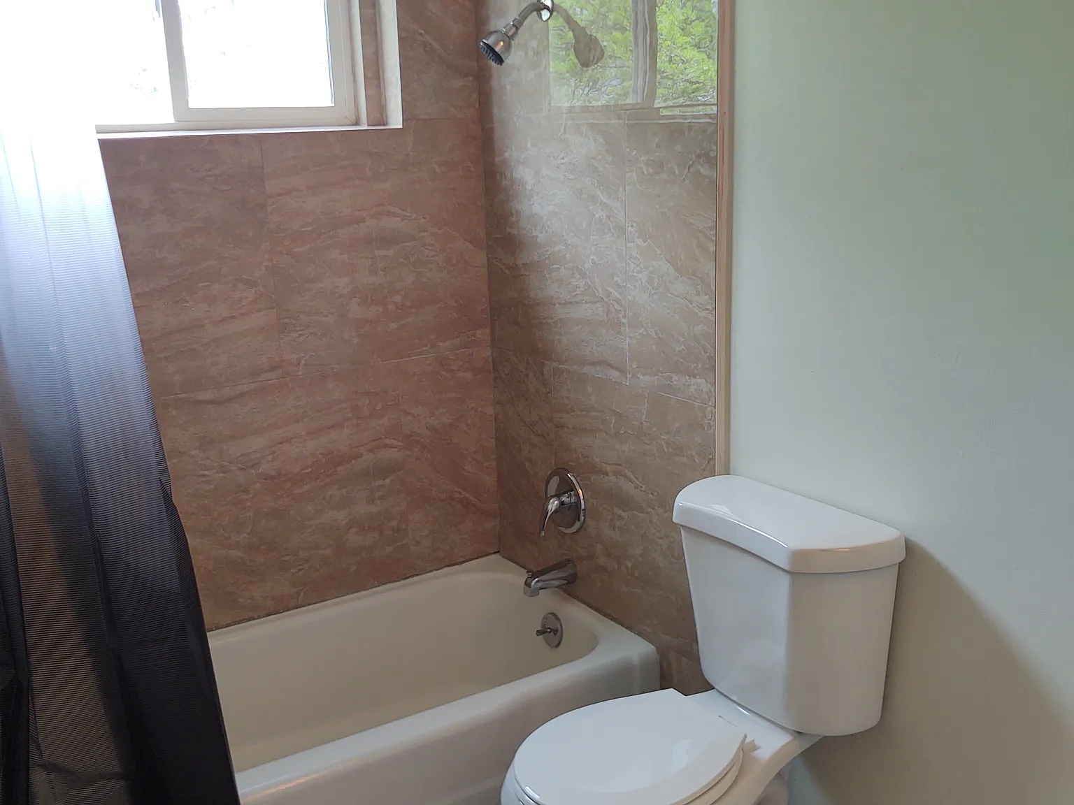 1 bed, 1.0 bath, 700 sqft, $1,150 — Photo 4