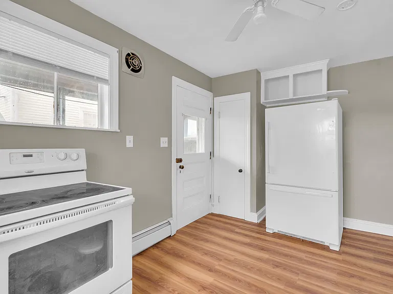 18 Division St #1 — Photo 18