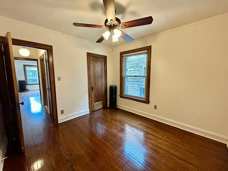 520 W Belden Ave — Photo 6