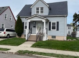 2071 5th St, Wyandotte, MI