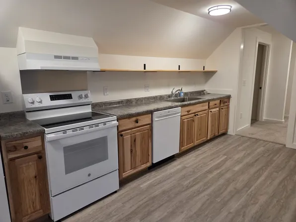 73 Goshen Rd #1, Bradford, VT 05033