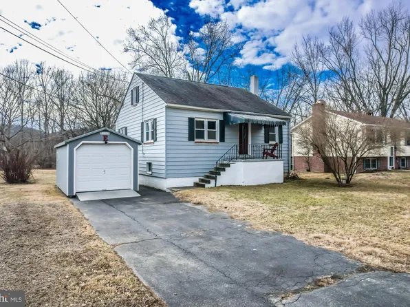 2240 Miller Ave, Coatesville, PA 19320