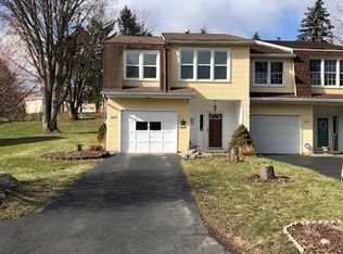 242 Willow Pond Way, Penfield, NY 14526