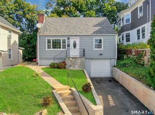 20 Lincoln Ave, Norwalk, CT 06854