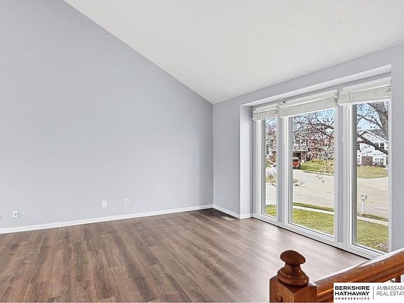 4th image of 7904 Aspen Ct