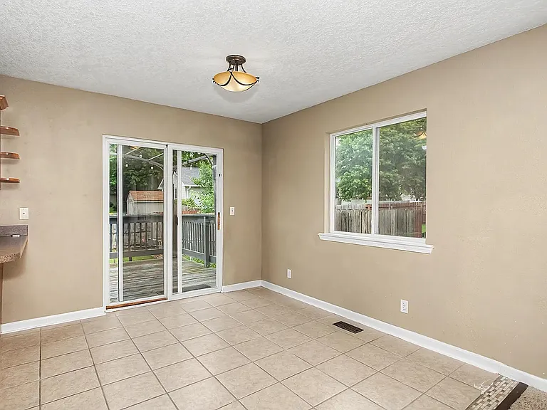 4105 Harris St — Photo 11