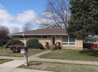 323 S Dousman St, Prairie Du Chien, WI 53821