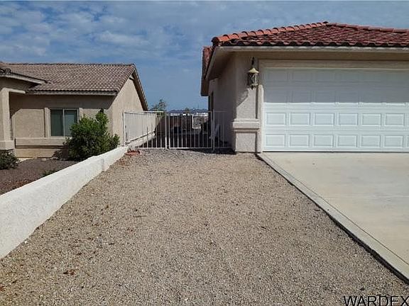2nd image of 2475 Angler Dr