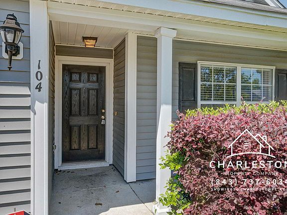 2nd image of 104 Wildberry Ln