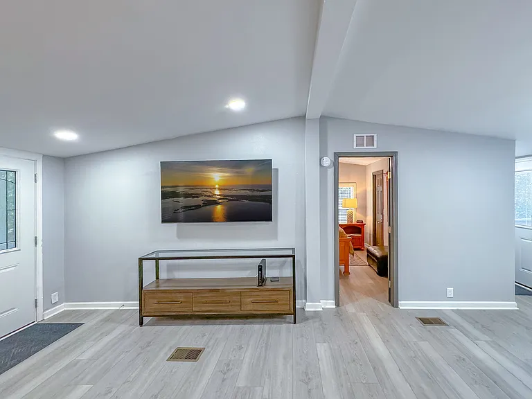 16957 Lake Christiana Ct — Photo 29