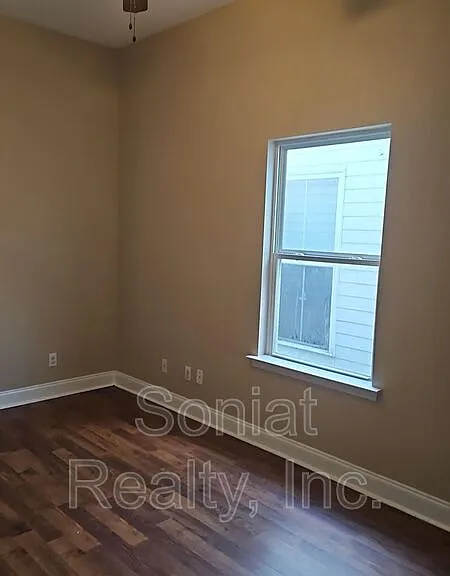 4020 Baudin St — Photo 5
