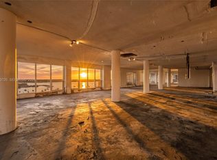 7904 W Dr Penthouse #PENTHOUSE, North Bay Village, FL 33141