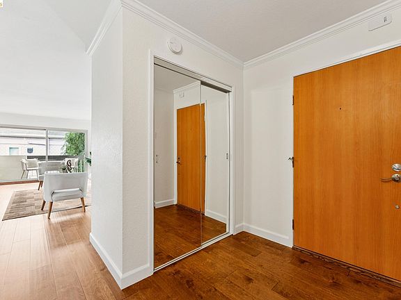 5th image of 77 Fairmount Ave APT 203