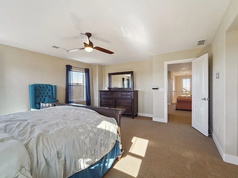 6738 Club Villa Rd — Photo 10