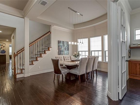 3rd image of 7324 Valencia Grove Ct