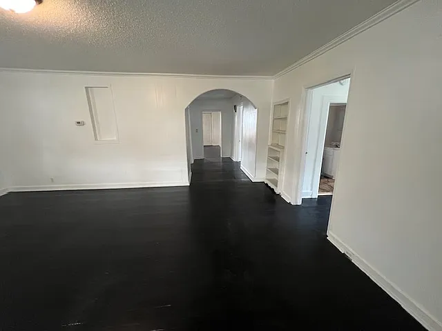 1207 E Martin St — Photo 5