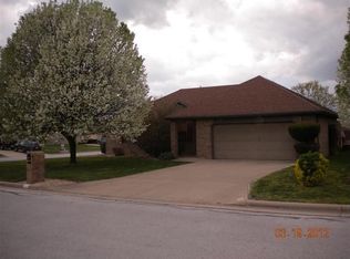 713 S Redwood Ct, Nixa, MO 65714