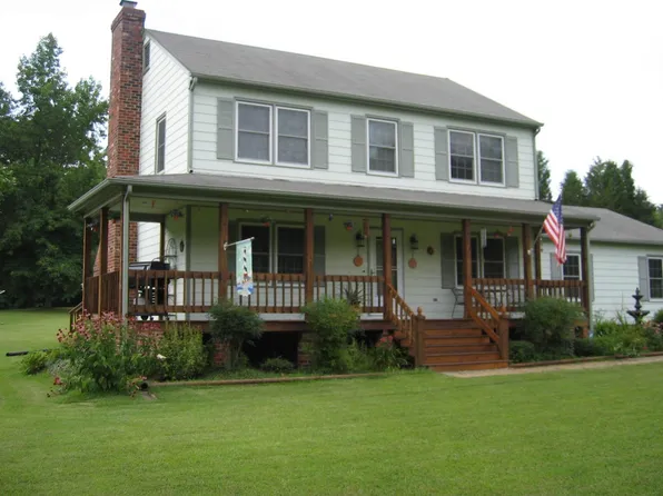 3700 Relic Dr, Sandston, VA 23150
