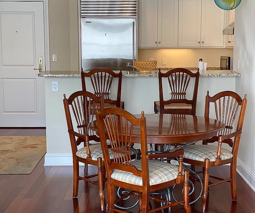 Kitchen area