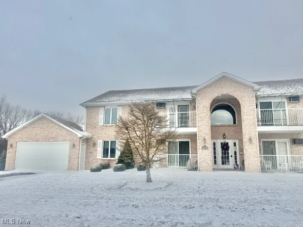 873 Auburn Hills Dr Unit 3, Youngstown, OH 44512
