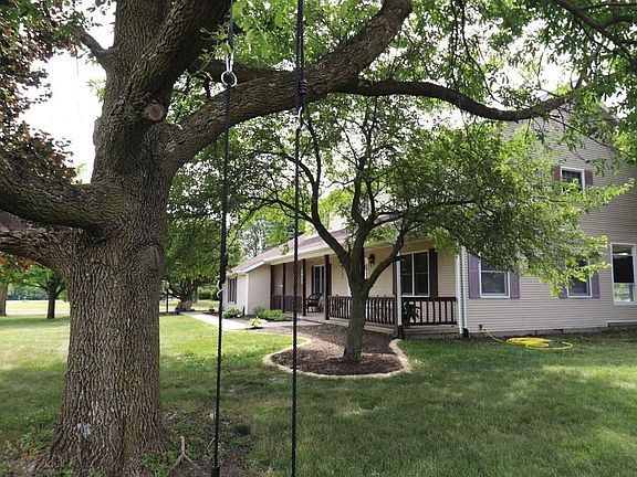 5th image of 2055 Deer Run Ln