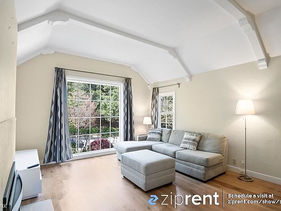 5th image of 2505 Adeline Dr
