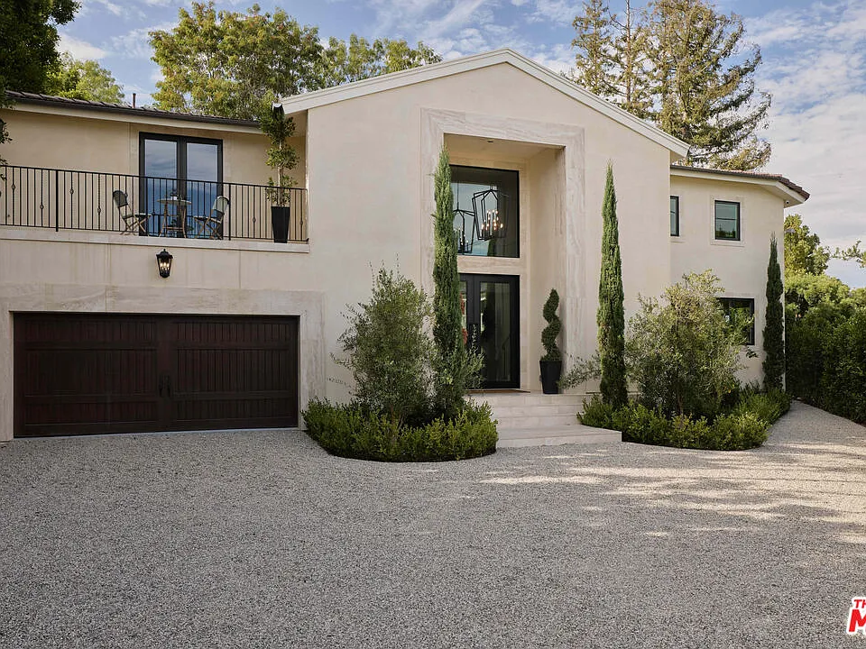 1900 Bel Air Rd