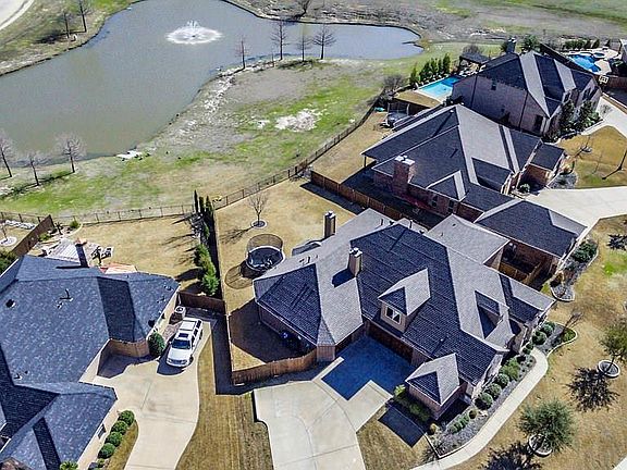 5th image of 317 River Meadows Ln