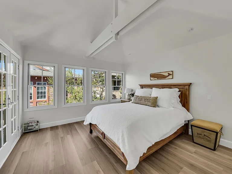 2672 Bungalow Pl — Photo 16