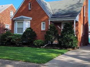 1428 Riverbank St, Lincoln Park, MI 48146