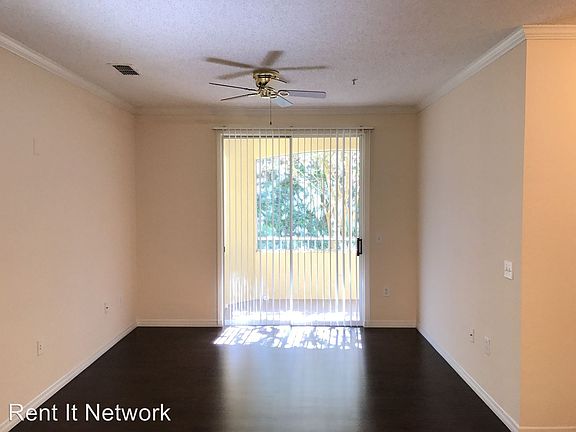 5th image of 18001 Richmond Place Dr APT 1114