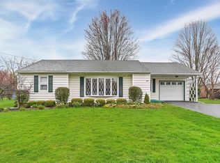 57 Ryerson Rd, New Hampton, NY 10958