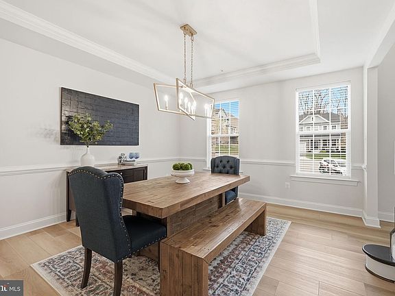 5th image of 3603 Island Ct