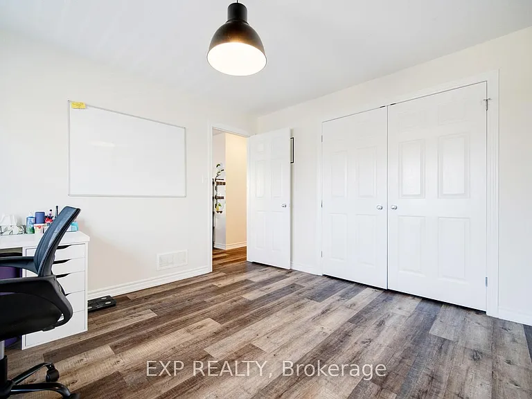 3320 Meadowgate Blvd #14 — Photo 32