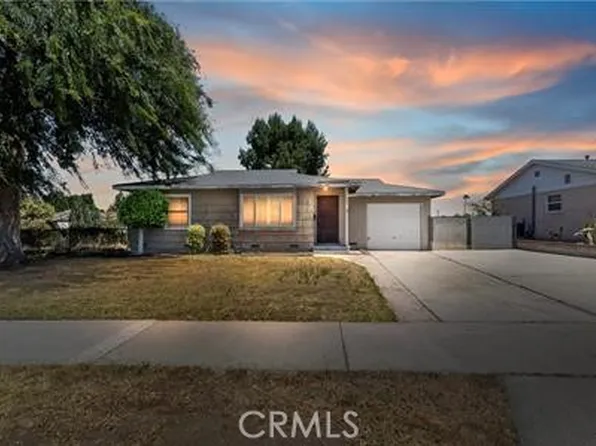 823 Filbert St, Corona, CA 92879