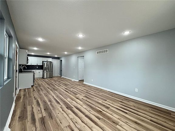 5th image of 2109 Lafayette Ave