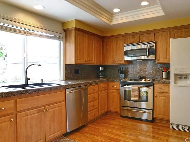14342 Matisse Ave — Photo 6