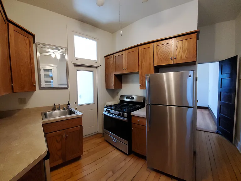 1030 Spaight St #1 — Photo 6
