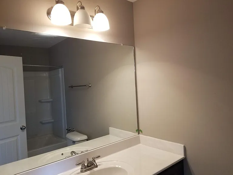 242 Alexander Blvd — Photo 32