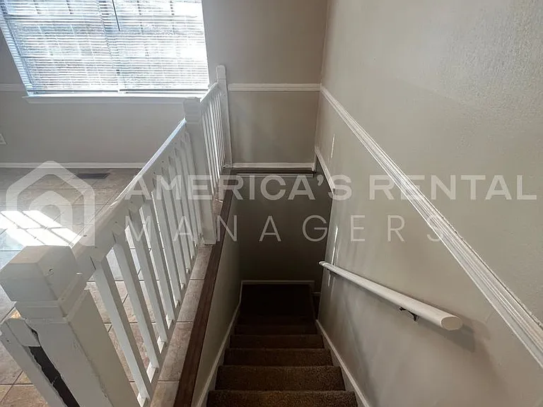 5433 Faucett Rd — Photo 6