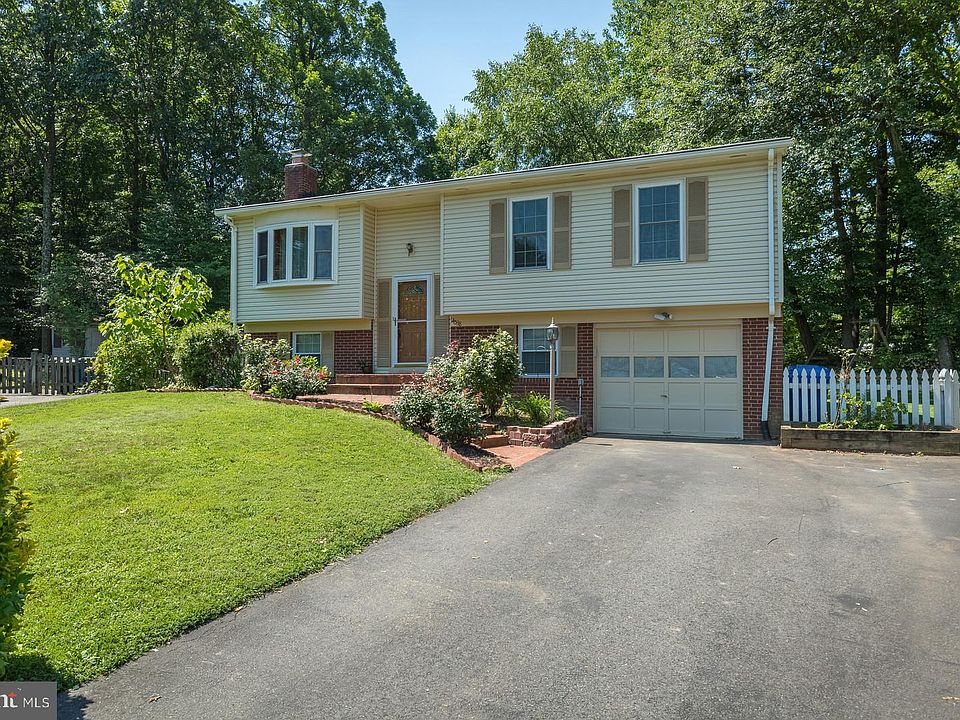 1st image of 14538 Selma Ct