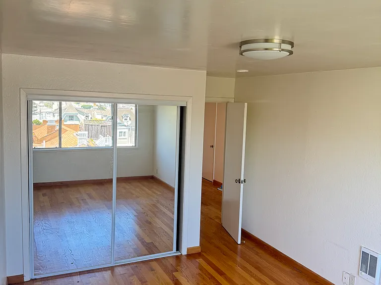 3380 21st St #5 — Photo 5