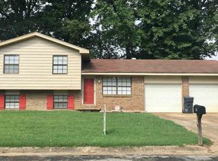 1913 Ridge Rd, Jonesboro, AR 72401