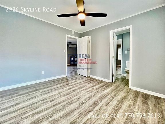 5th image of 2926 Skyline Rd