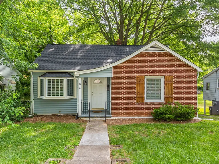 317 Crafton St — Photo 30