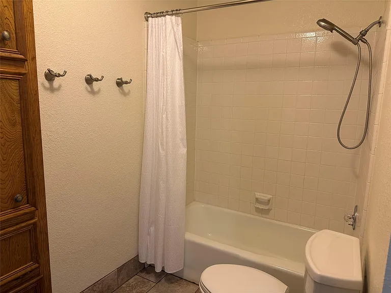 349 Fantail Loop #B — Photo 7