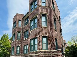 3839-45 N Greenview Ave APT 1, Chicago, IL 60613