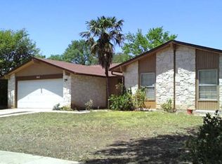8842 Thatch Dr, San Antonio, TX 78240