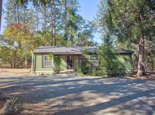 610 Summit Loop, Grants Pass, OR 97527